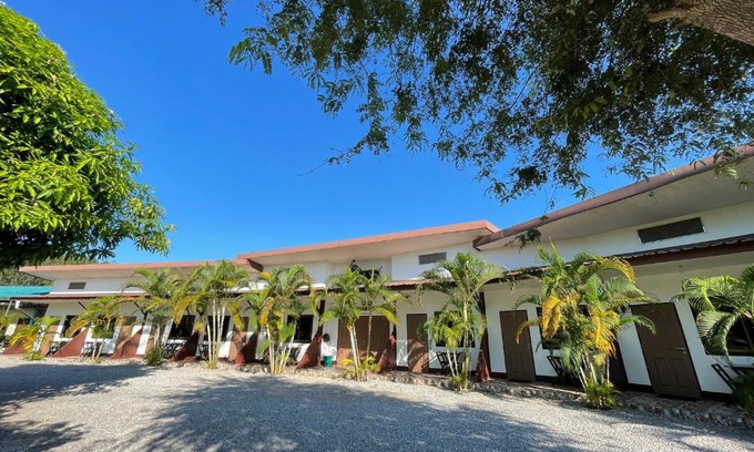 Klaeng Hotel | Kevin Resort