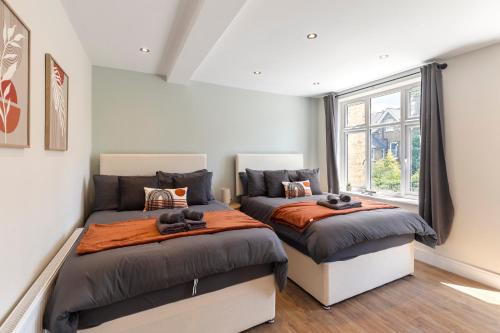 North Richmond Apartment | Kew Garden Suite 2BR Sleeps 9 Near Central London