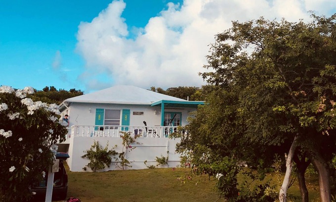 Rainbow Bay House | Key Lime Cottage by Eleuthera Vacation Rentals