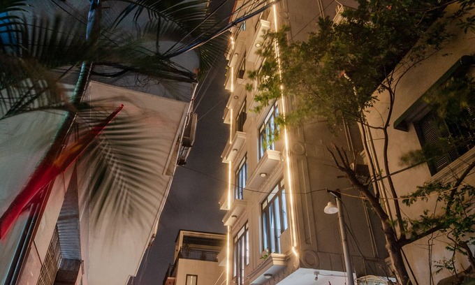 Long Bien Hotel | Khach San Sao