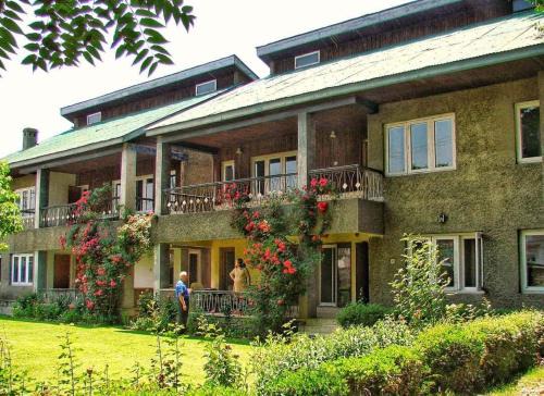 Srinagar House | Khanda Kothi