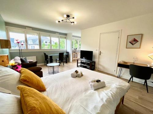Le Beau Site Apartment | Khara - SILS