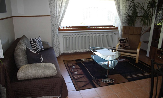 Weiler-Simmerberg Apartment | Khaya Ilanga, Apartment Nyala