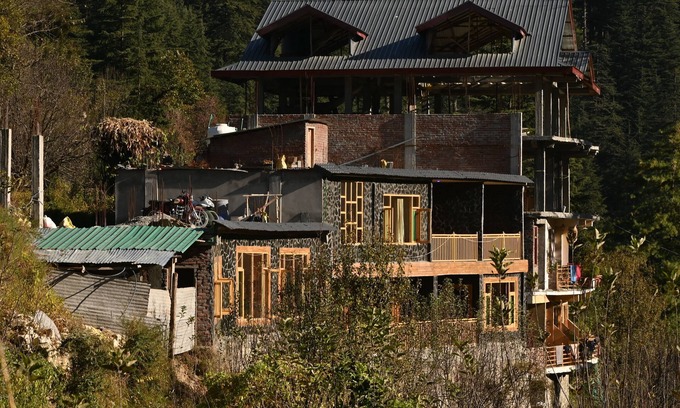 Jibhi Hotel | Khwabeeda Stays