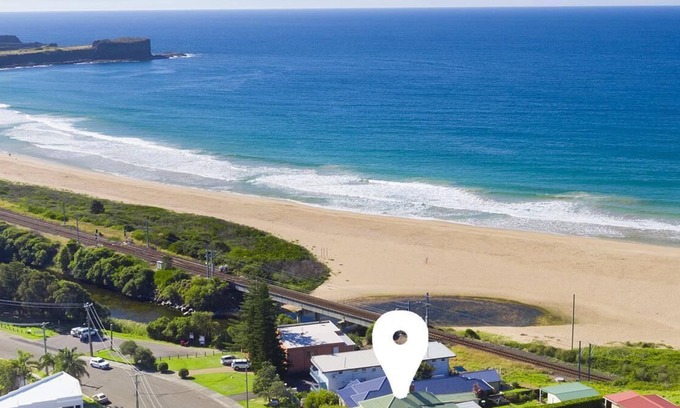 Kiama House | Kiama Beachfront Bombo Cottage