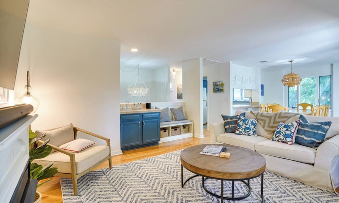 West Beach Village House | Kiawah Island Vacation Rental: Walk to Beach!