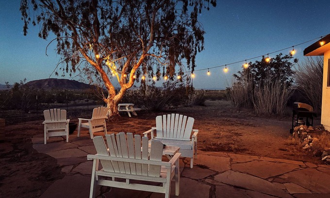 Landers House | Kick back at The Easy Does It Ranch - fast internet