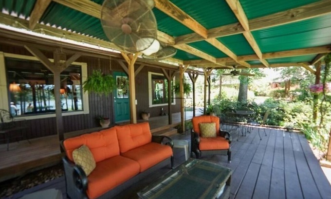 Trinity Cabin | Kick back, relax, chill out and enjoy the lakeside lifestyle!
