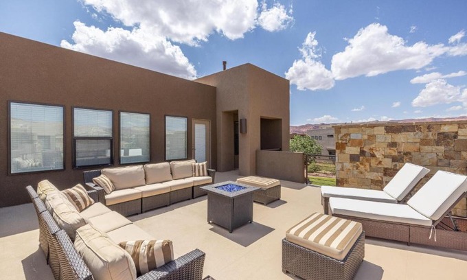 St. George Villa | Kickin' It At Karisma