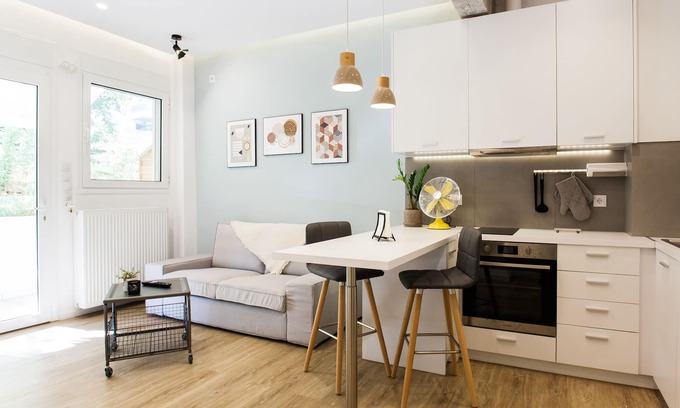 Kifisia Apartment | Kifissia Central Stylish Fresh Apt☘near Metro 1BR✔