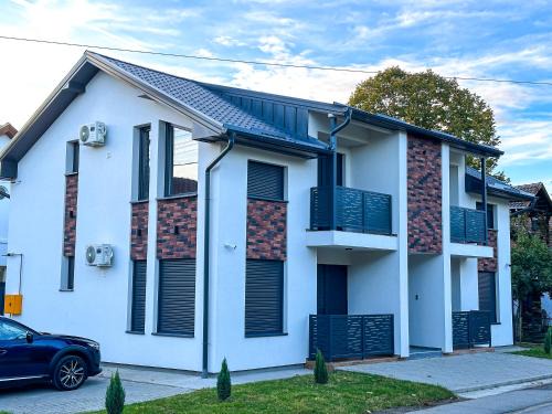 Zrenjanin Bed & Breakfast | Kiko apartmani LUX
