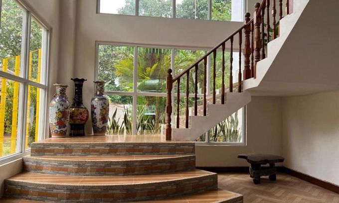 Libona House | Kiliog Valley Inn / Spacious House