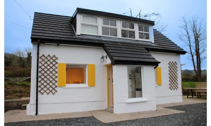 Newry House | Killeavy Cottage