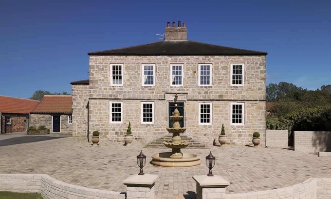 Cayton House | Killerby Old Hall w/Hot Tub and Swimming Pool