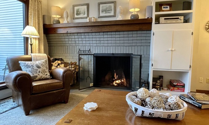 Central Vermont- Killington Condo | Killington Sun Dog Trail ski-on ski-off 2 bedroom 2 bathroom 1st floor condo