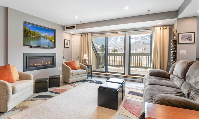 Killington Condo | ‘Killington Vacation Gem’ Walk to Ski Lifts!