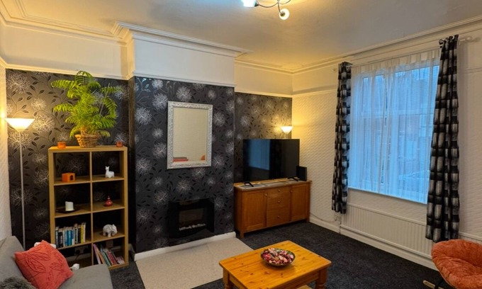 Rotherham House | KimberworthMeadowhall Jnc 33/34 *Contractors*