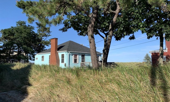 Camp Ellis Cottage | Kimbler - Saco Bay Rentals