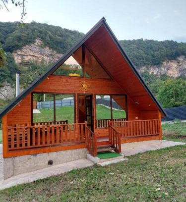 Khoni House | Kinchkha cottage Fshuqebi - კინჩხის კოტეჯი ფშუქები