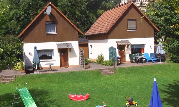 Marktgraitz House | Kinderfreundliches Ferienhaus mit großer Spielwiese.