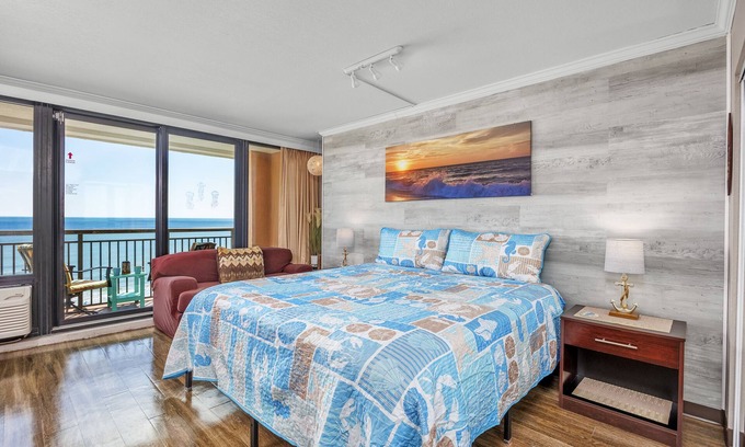 Myrtle Beach Condo | KING Bed! NO cleaning fee! OCEANFRONT, Studio, See the ocean from the bed!