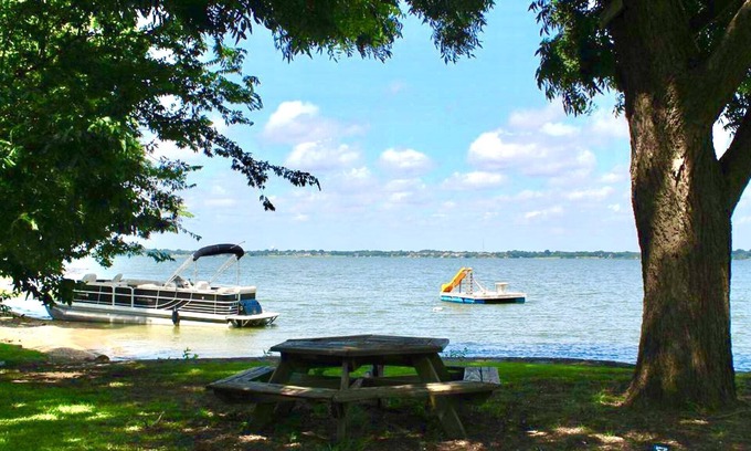 Rockwall House | King bed waterfront access w/Pool