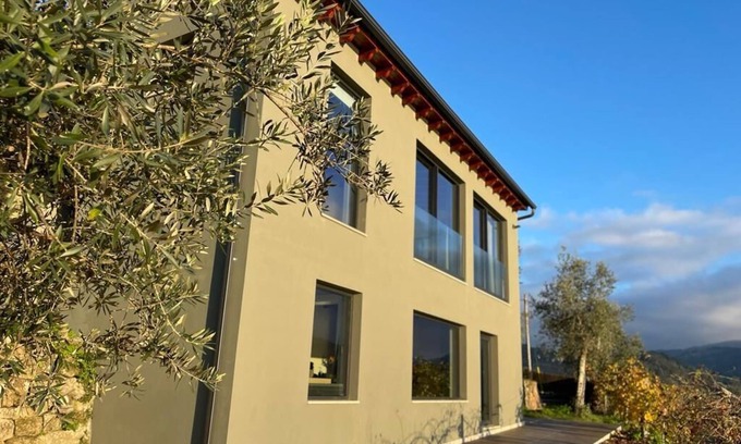 Baiao House | King Deluxe Studio