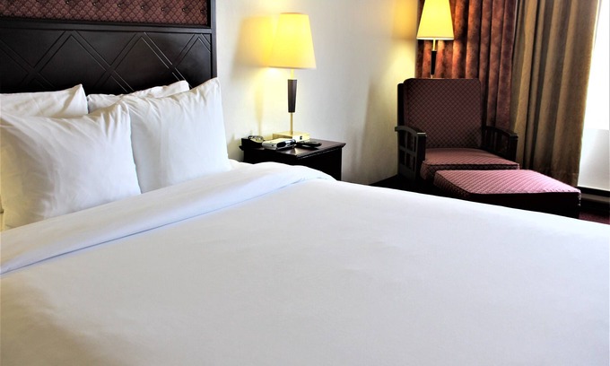 Latin Quarter Hotel | King Room in Hotel Downtown