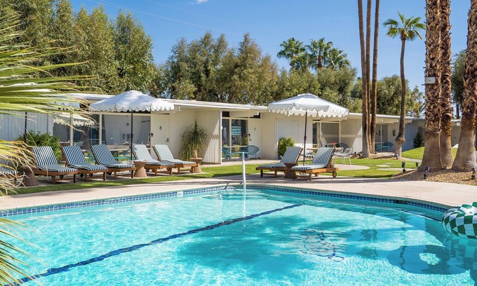 Desert Park Estates Hotel | King Studio | Pool + Firepit | 10min to Downtown