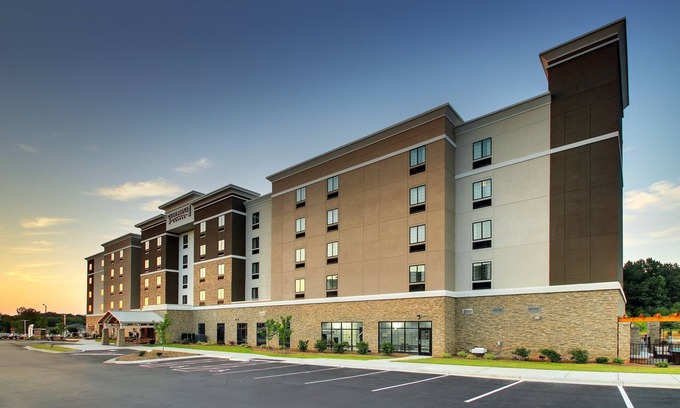 Rock Hill Condo | King Suite | Free Breakfast Buffet + Great for Business Travelers!
