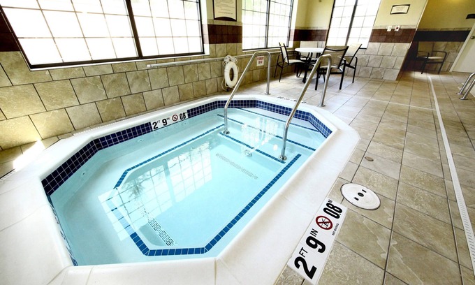 Minot Condo | King Suite. Free Breakfast. Pool & Hot Tub. Gym. Near the Minot Air Force Base!