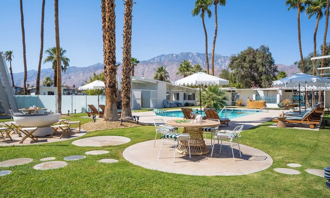 Desert Park Estates Hotel | King Suite | Terrace, Pool, Firepit, Near Downtown