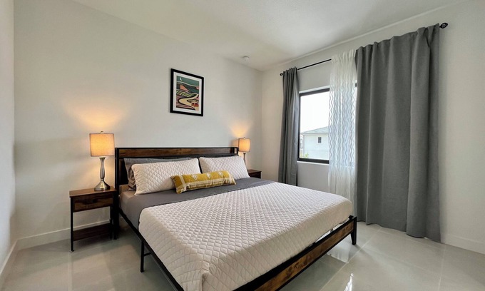 Florida City House | King Suites-Pet OK-Everglades-Biscayne-TheKeys