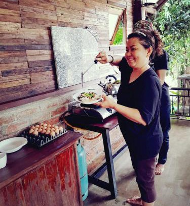 Sangkhla Buri House | Kingfisher House