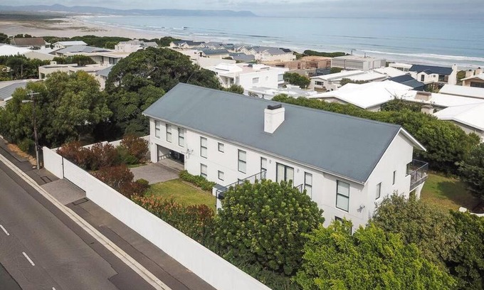 Voelklip House | Kingklip by Top Destinations Rentals