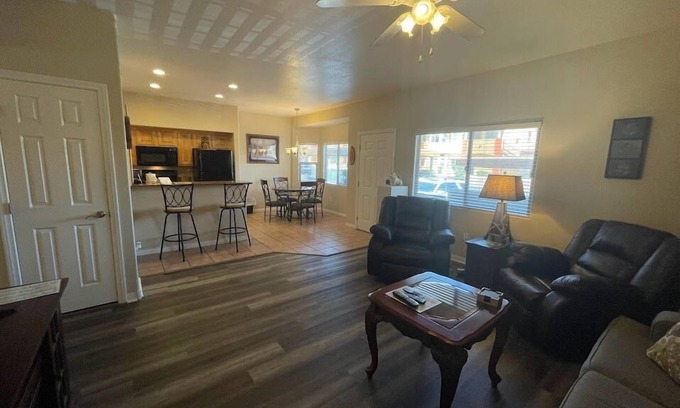 Mesquite Condo | Kings Court by Mesquite Vacation Rentals with Community Pool and $510 in free daily activities