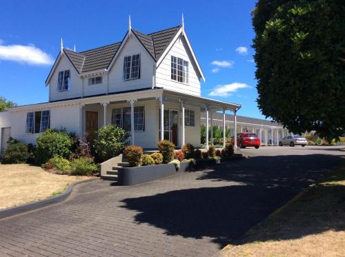 Whanganui Hotel | Kings Court Motel