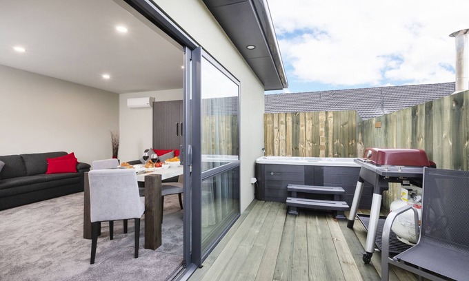Rotorua Apartment | Kings On Peace