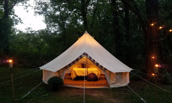 Eureka Springs RV Rental | Kings River Bell Tent Glamping