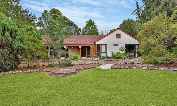 Berry House | Kingsland - Escape to the Country
