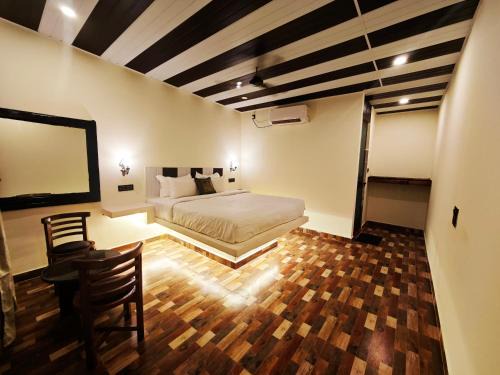 Mandrem Hotel | Kiom cottages and homestay