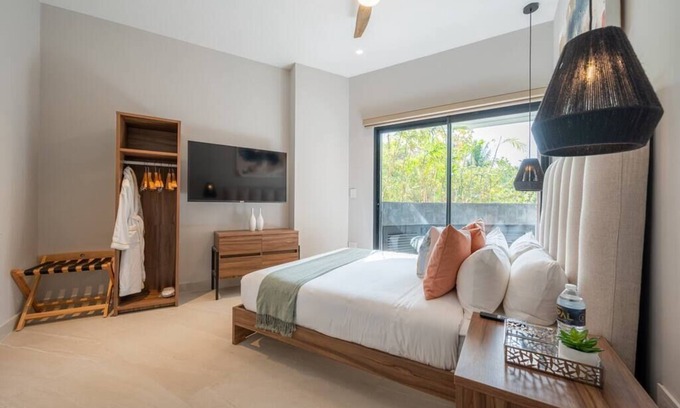 Colonia Centro Condo | Kippal Rubi | Luxurious 2-Bedroom Apartment
