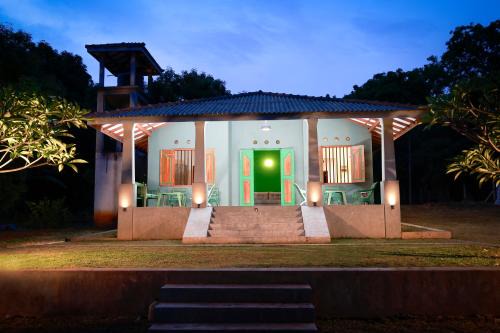 Sevanagala Apartment | Kiriibbanara Lake Chalet