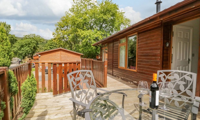 Troutbeck Cottage | KIRKSTONE LODGE, romantic, character holiday cottage in Windermere