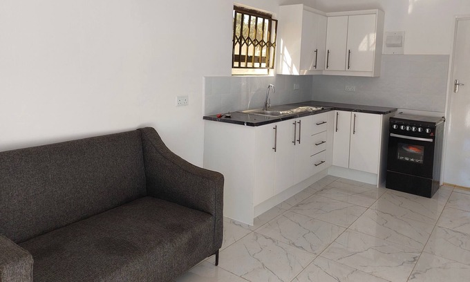 Bulawayo Cottage | Kishon Guest House