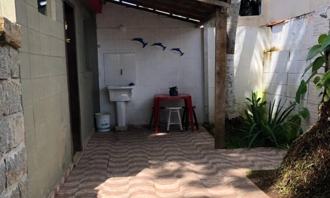 Toninhas Ski Chalet | KIT-NET - BEACH SIDE- 1 TO 4 PEOPLE