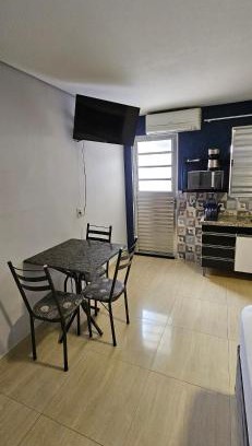 Salto Apartment | Kitnet 8 em Salto Espaço Inteiro para Sua Estadia