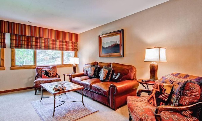 Beaver Creek Condo | Kiva 233 - 2 Bedroom Residence