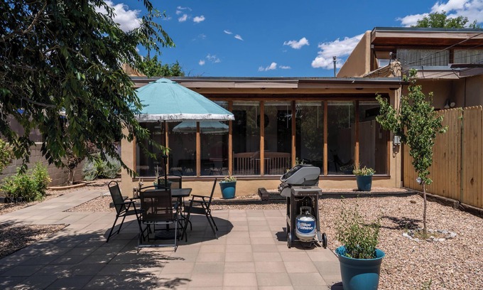 Southside House | Kiva Cottage