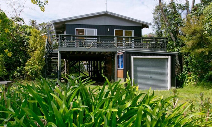 Kuratau House | Kiwi Cutie - Kuratau Bach